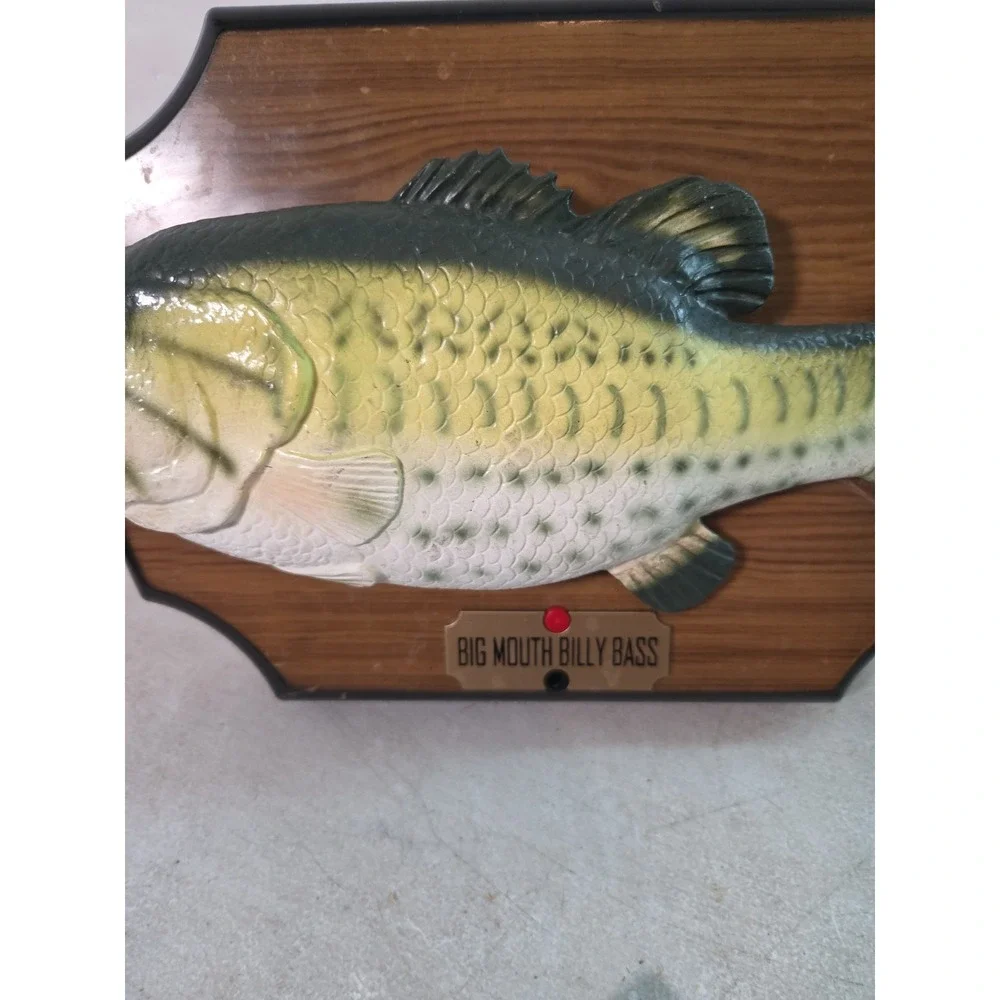 Vintage Gemmy 1999 Big Mouth Billy Bass Singing Fish Works With Issues FOR PARTS